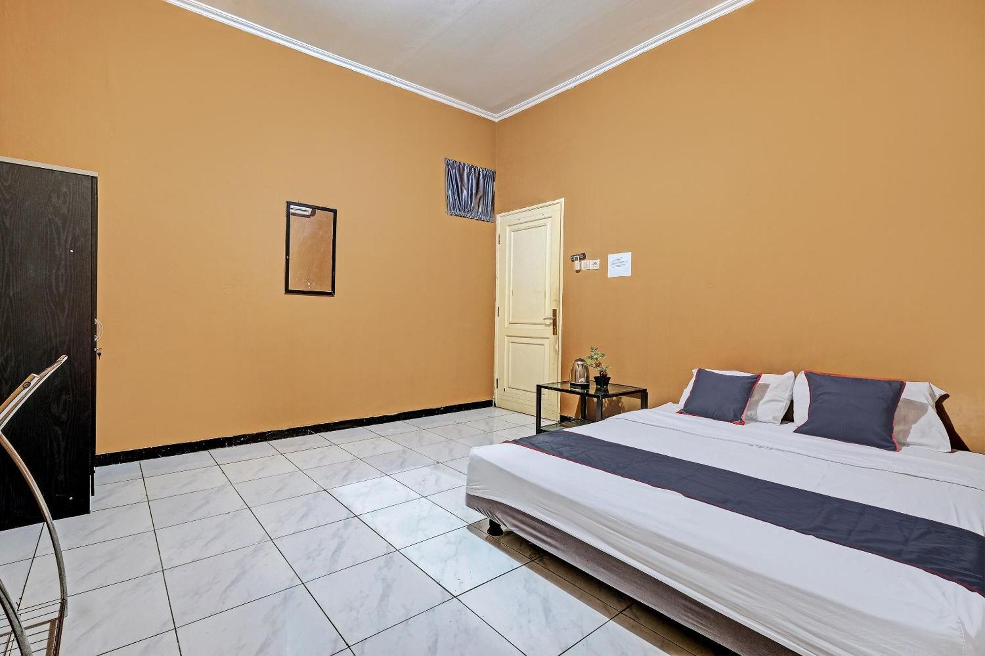 Collection O 92864 Mitra Residence Semarang Exterior foto