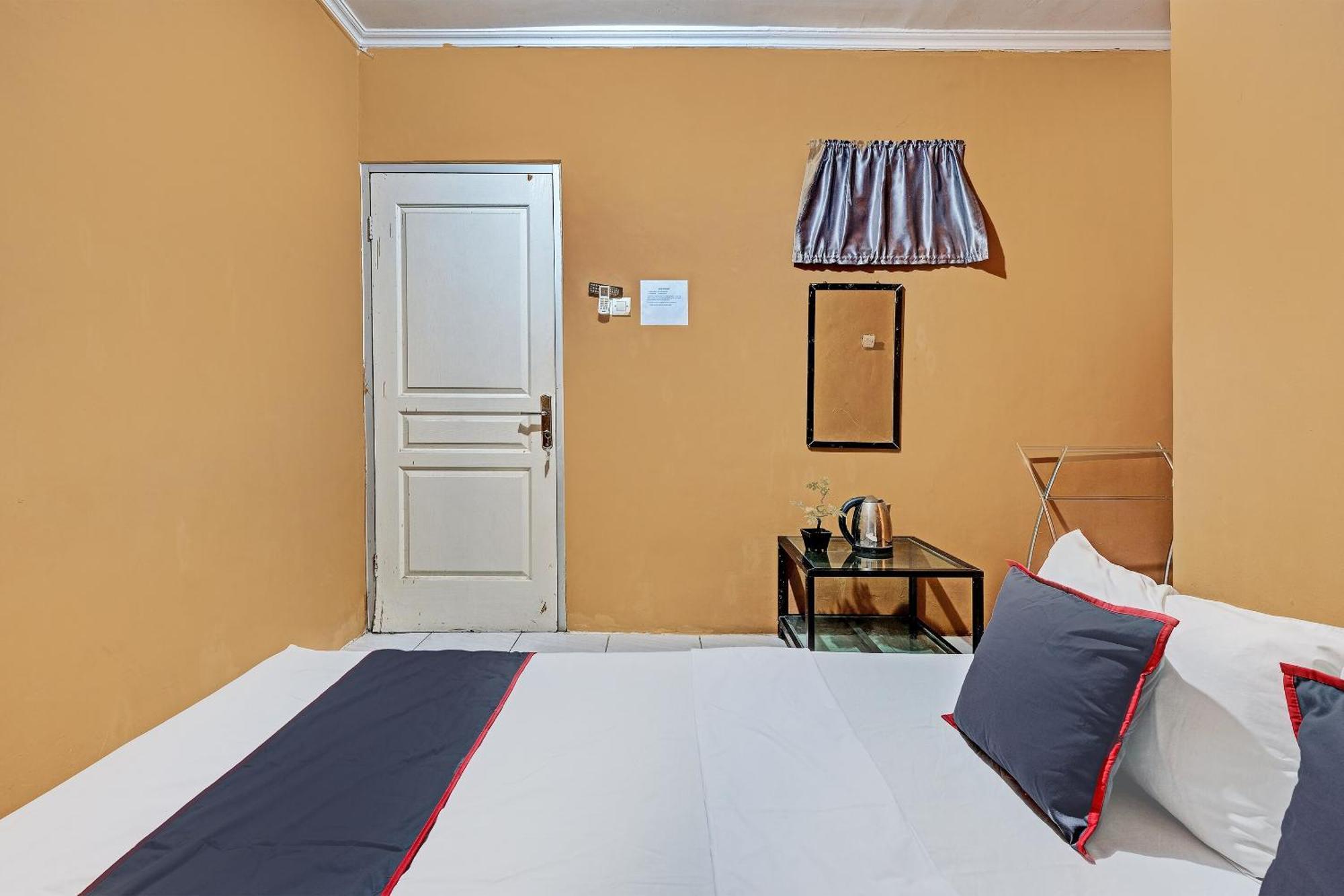 Collection O 92864 Mitra Residence Semarang Exterior foto